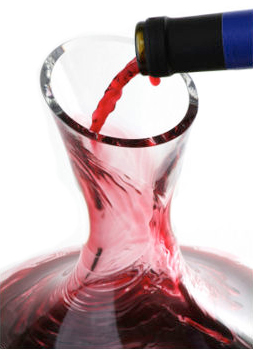 Decantar el vino