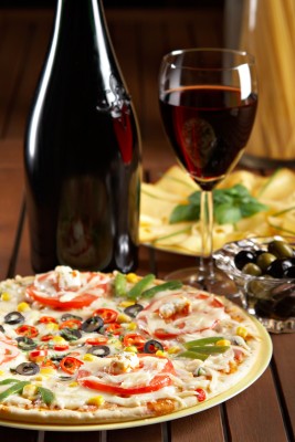 Maridaje de pizza y vino
