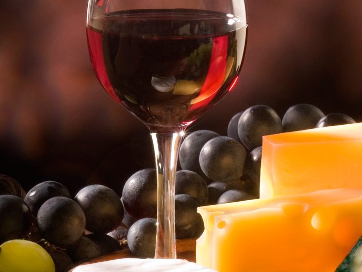 Vino tinto y queso